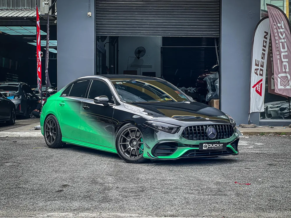 BMW — Duckit Motorsport