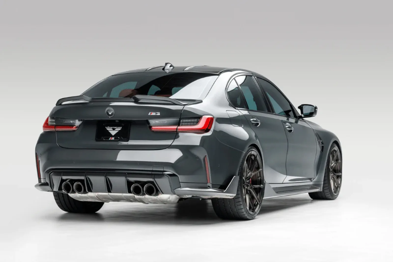 V Design Rear Spoiler