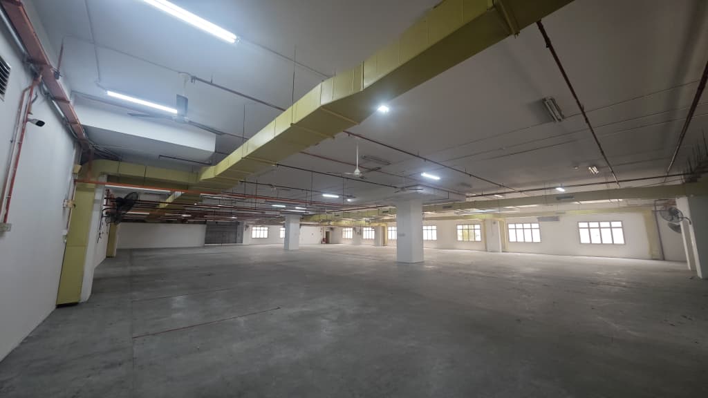 Tebrau 3 storey factory - 130,500sqft