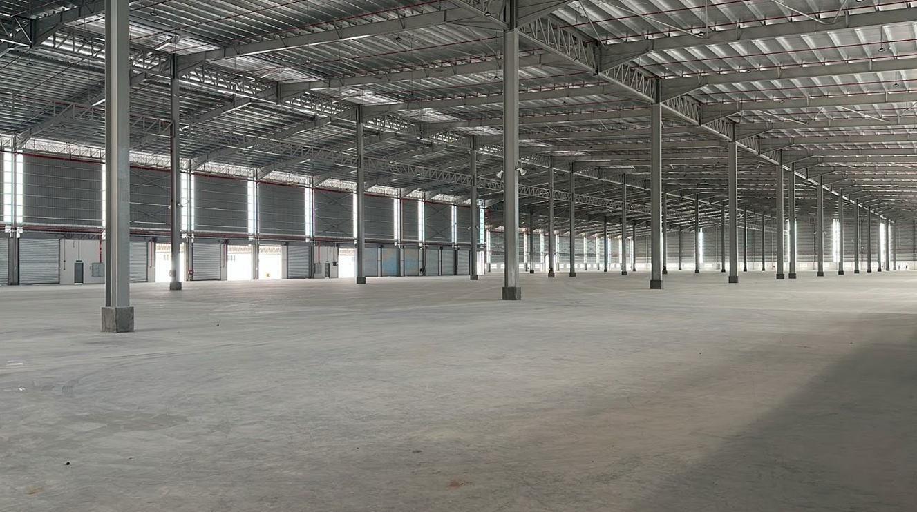Senai 10.22 Acres Detached Factory / Warehouse + Workers Dormitory