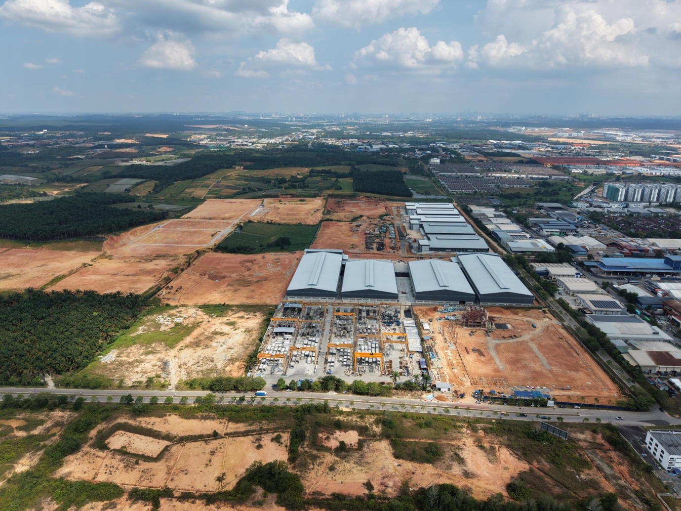 Senai land 16 Acres