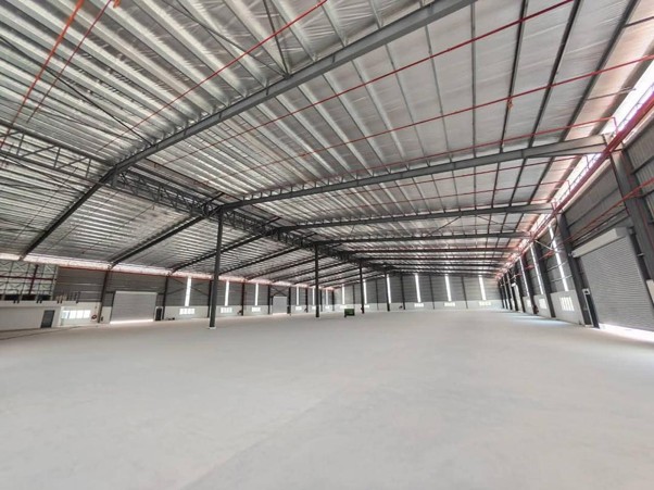 Senai Detached Factory 7.98 Acres