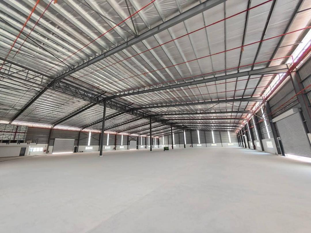 Senai Detached Factory + 3-Storey Office – 2.579 Acres (3 Adjoining Units)